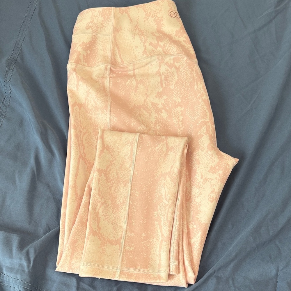 Calia by Carrie Underwood, workout leggings in soft pink, size large.
